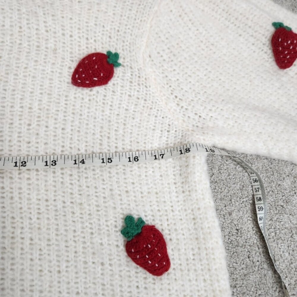 MNG 3D Strawberry Knit Puff Sleeves Size Medium Soft Fuzzy Cozy - Picture 8 of 12